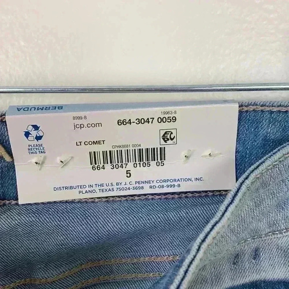 🆕NWT Arizona Jean Company Bermuda shorts - Picture 7 of 10